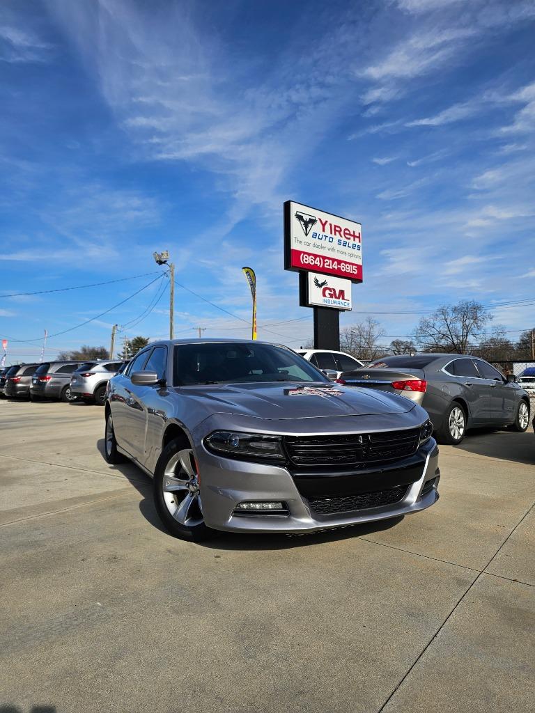 2018 Dodge Charger SXT Plus's photo