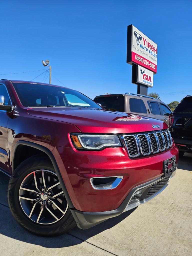2017 Jeep Grand Cherokee Limited's photo